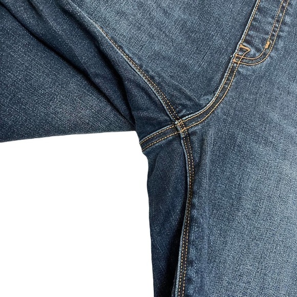 SPANX Distressed Ankle Skinny Released Hem Jeans in Medium Wash Size Large - Picture 10 of 10